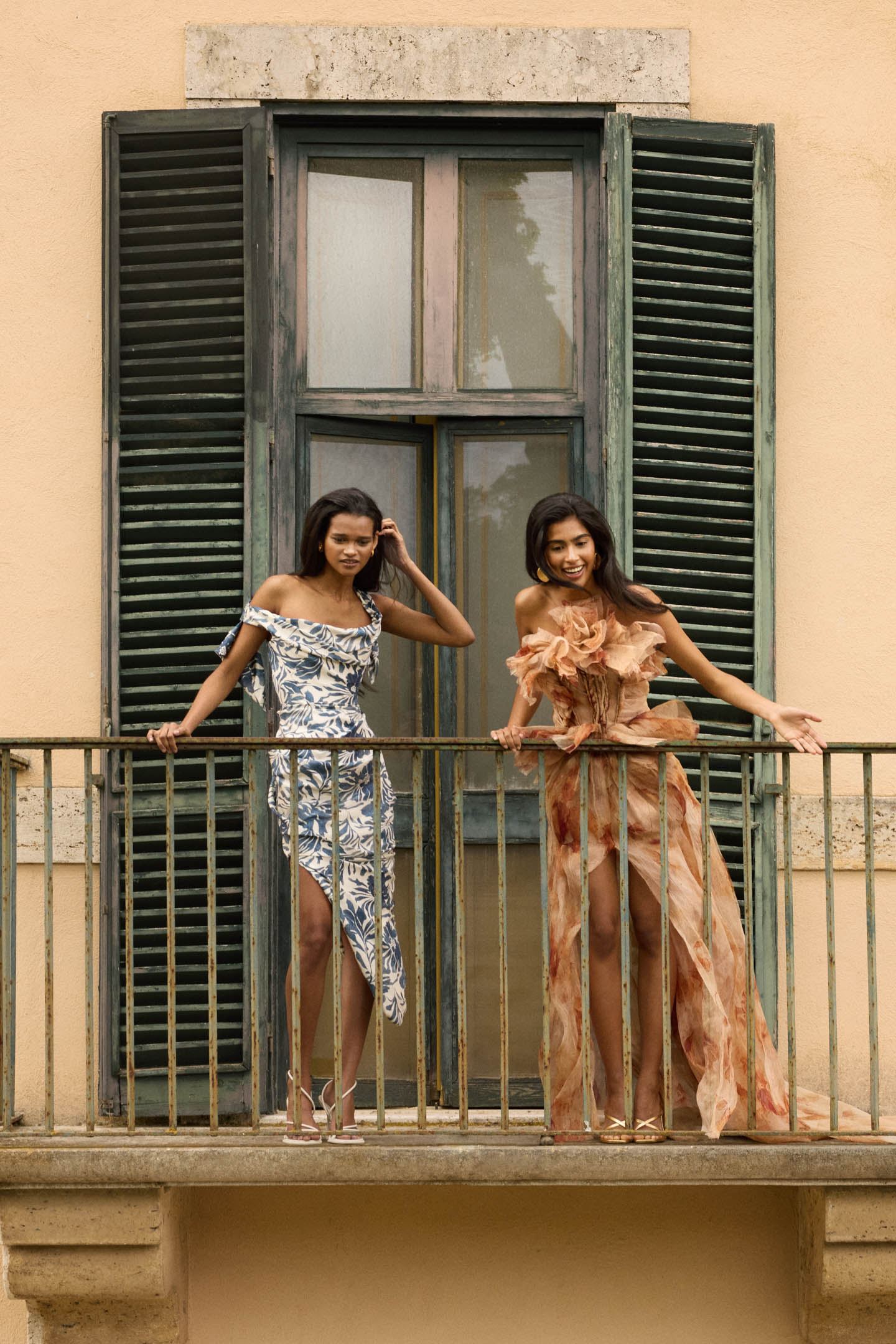 SUZETTE GOWN - FALLING LEAVES PRINT