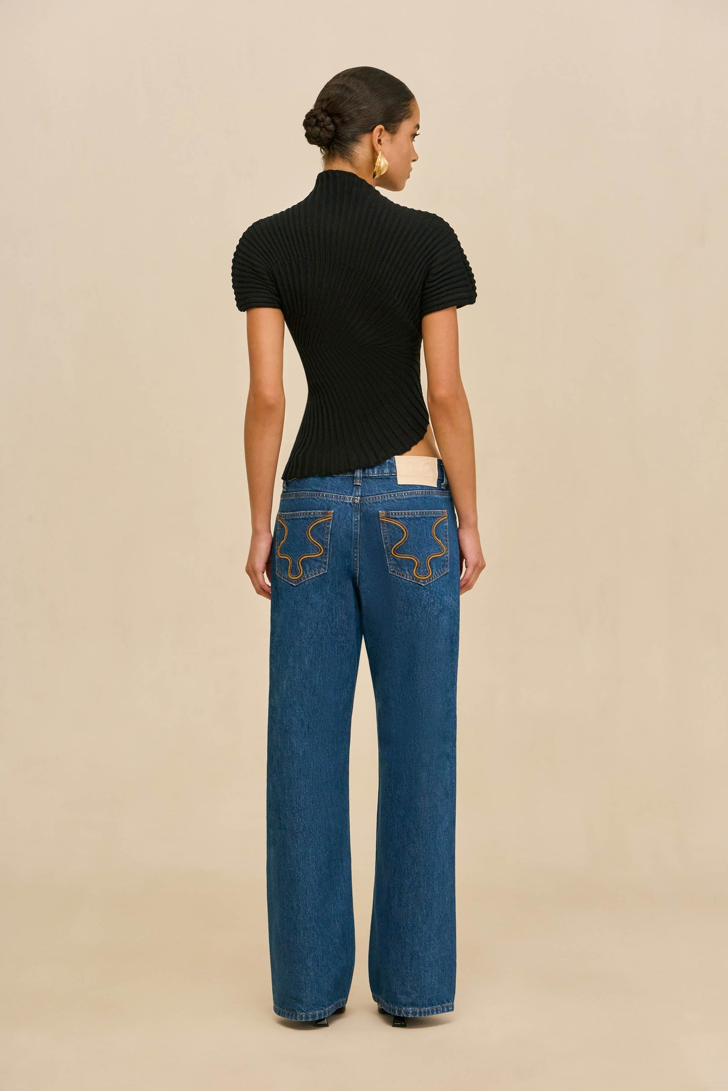 ANNEMIE KNIT TOP - BLACK