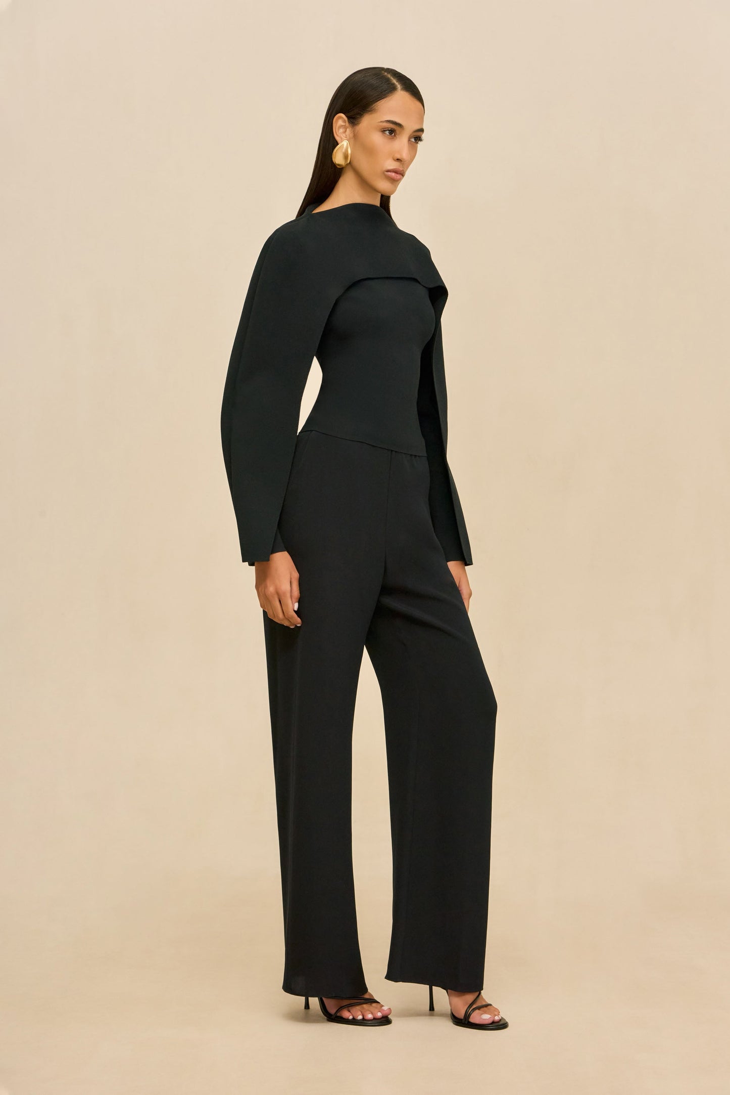 ALKA KNIT TOP - BLACK
