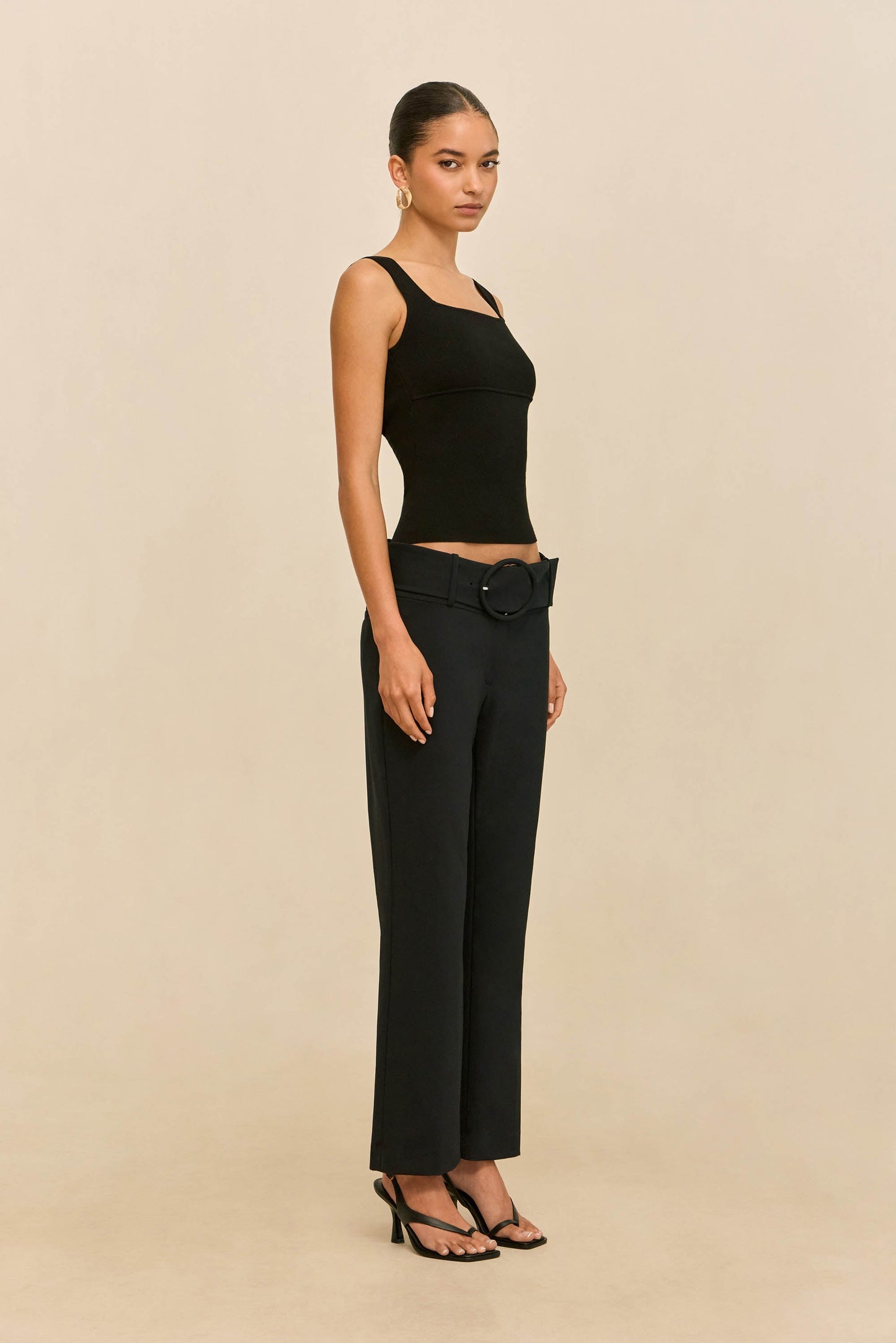 LEVI KNIT TOP - BLACK