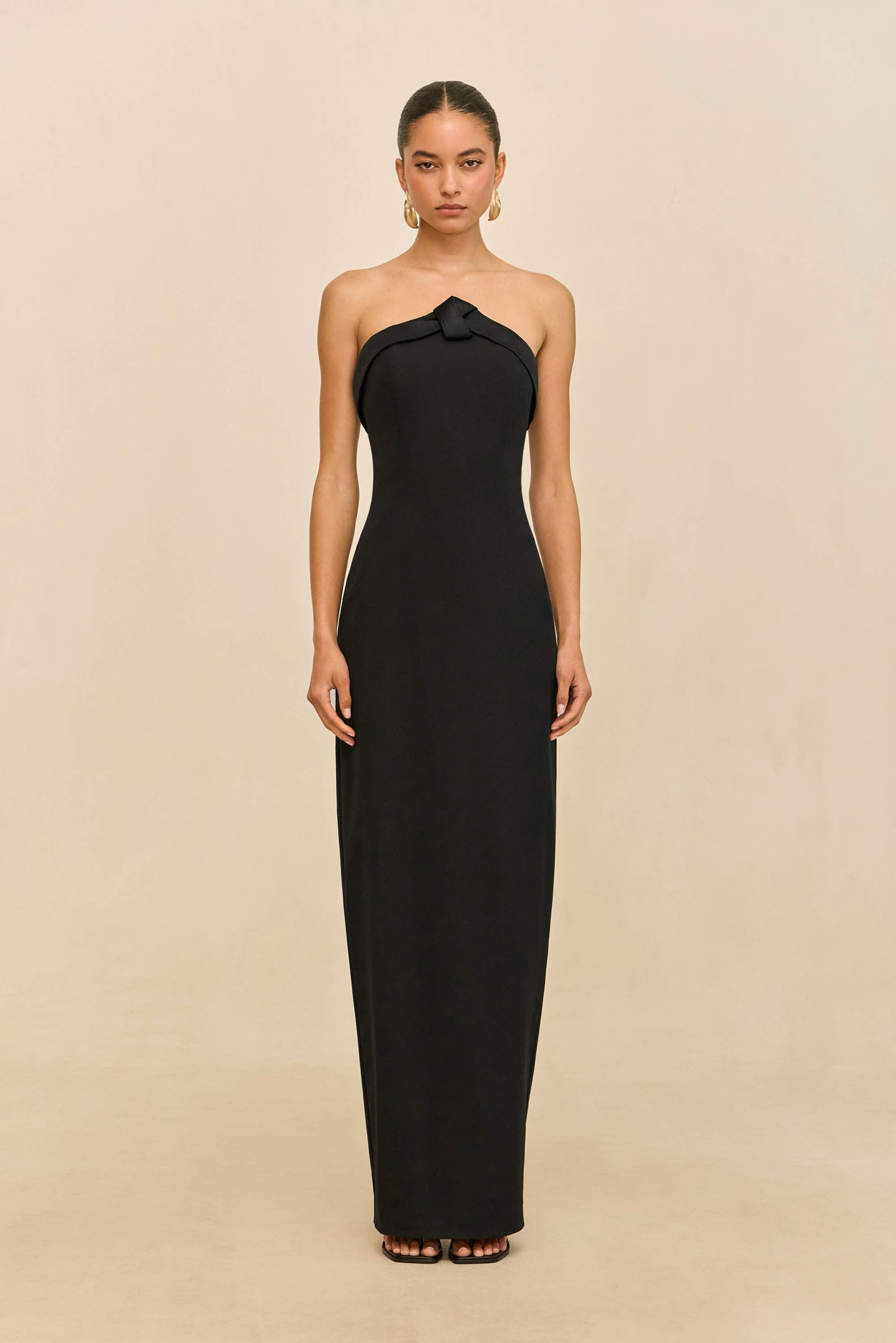 AMANAH GOWN - BLACK