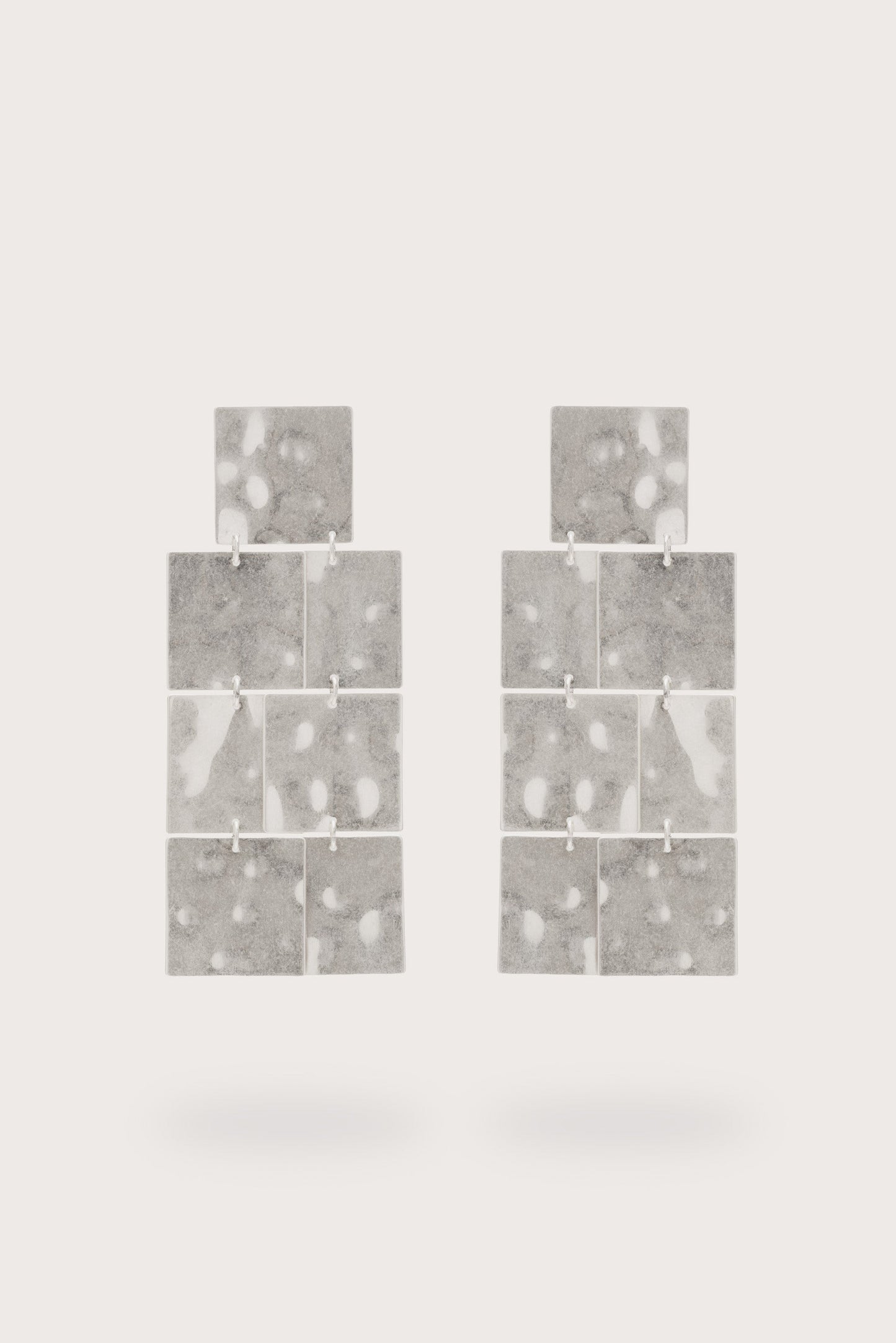 EVELIS EARRING - ANTIQUE SILVER