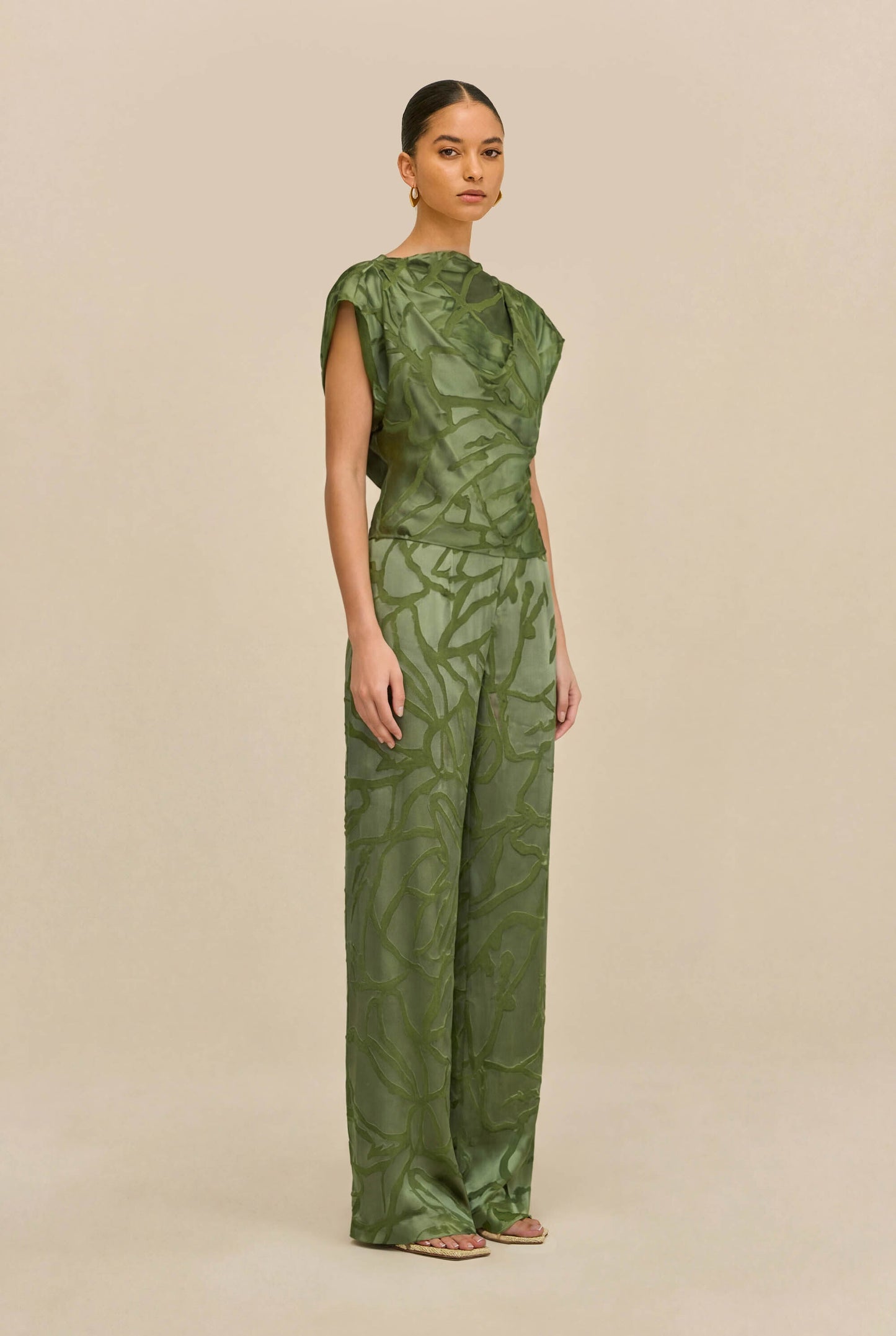 SARA PANT - DEEP PASTURE