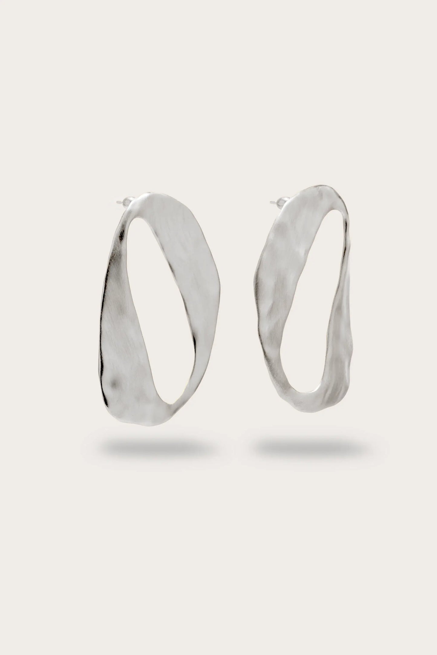 RUE EARRING - ANTIQUE SILVER