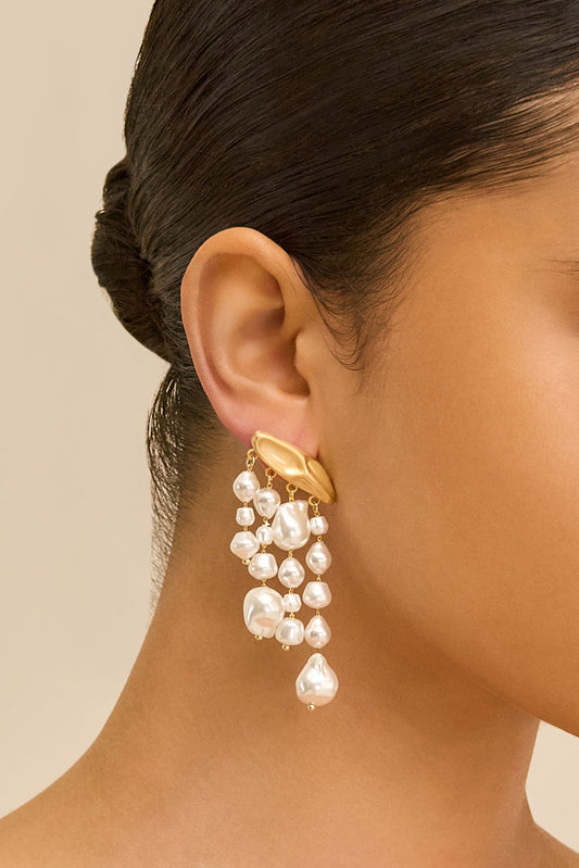 SHIVA EARRING - PEARL